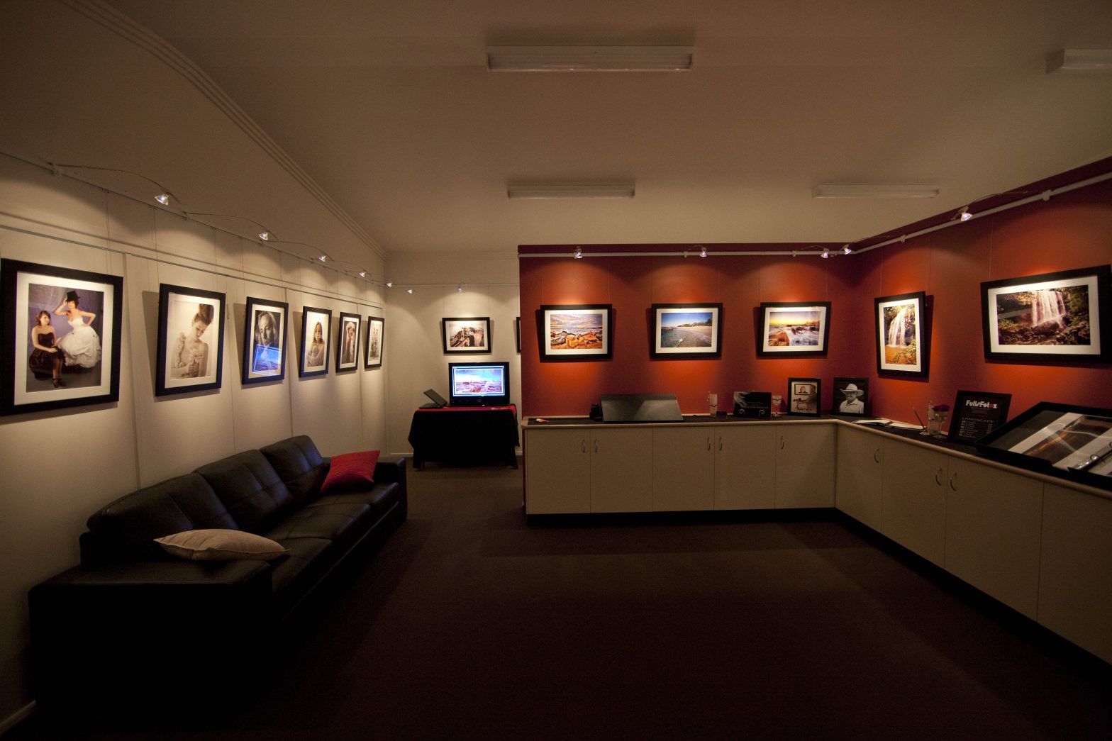 Picture Hanging System